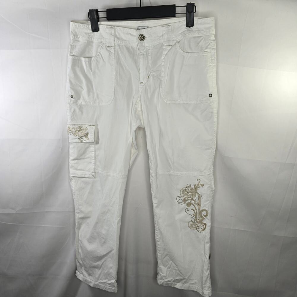 Cache White and Gold Embroidered Capri Roll-tab Cargo Pants Size 6
